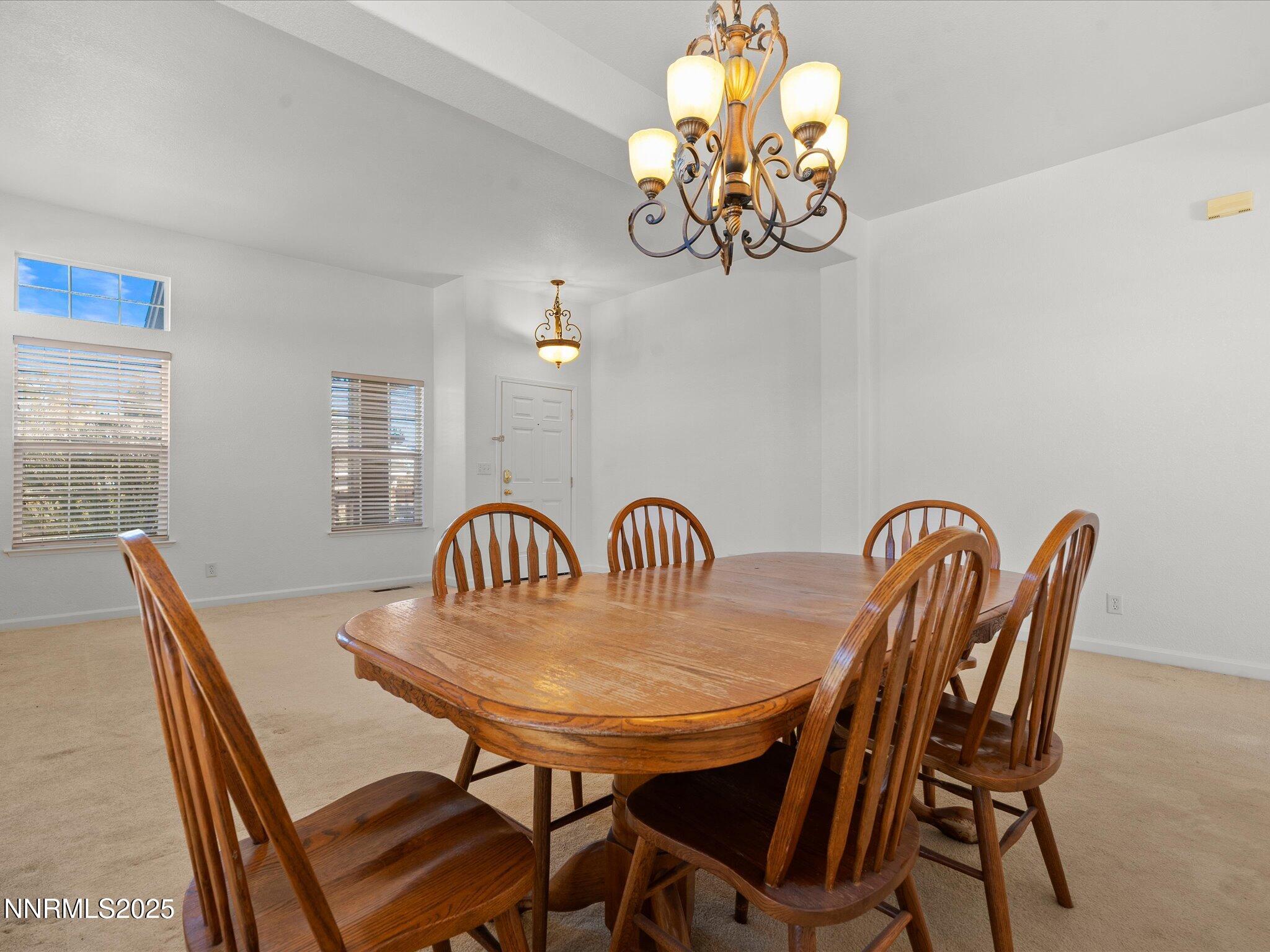 09-805 Sauvignon Dr-108