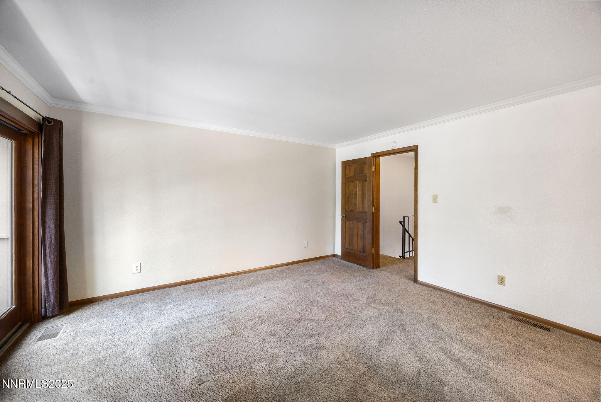 24-web-or-mls-908 Harrold-19