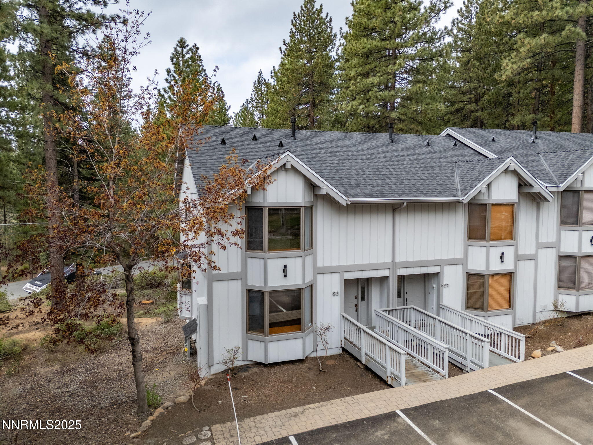 2-web-or-mls-908 Harrold Drone-3