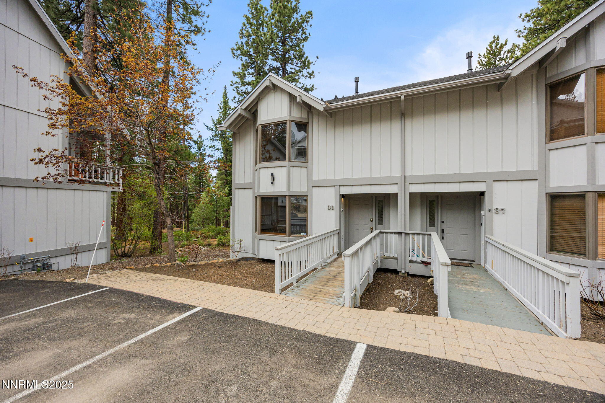 37-web-or-mls-908 Harrold-32