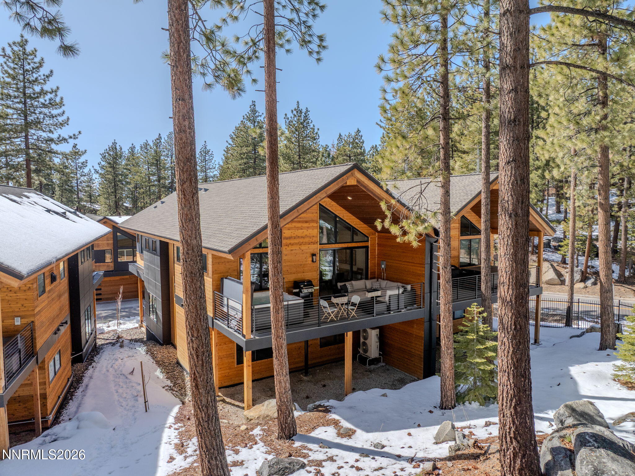 9-web-or-mls-171 Sierra Colina Drone-10