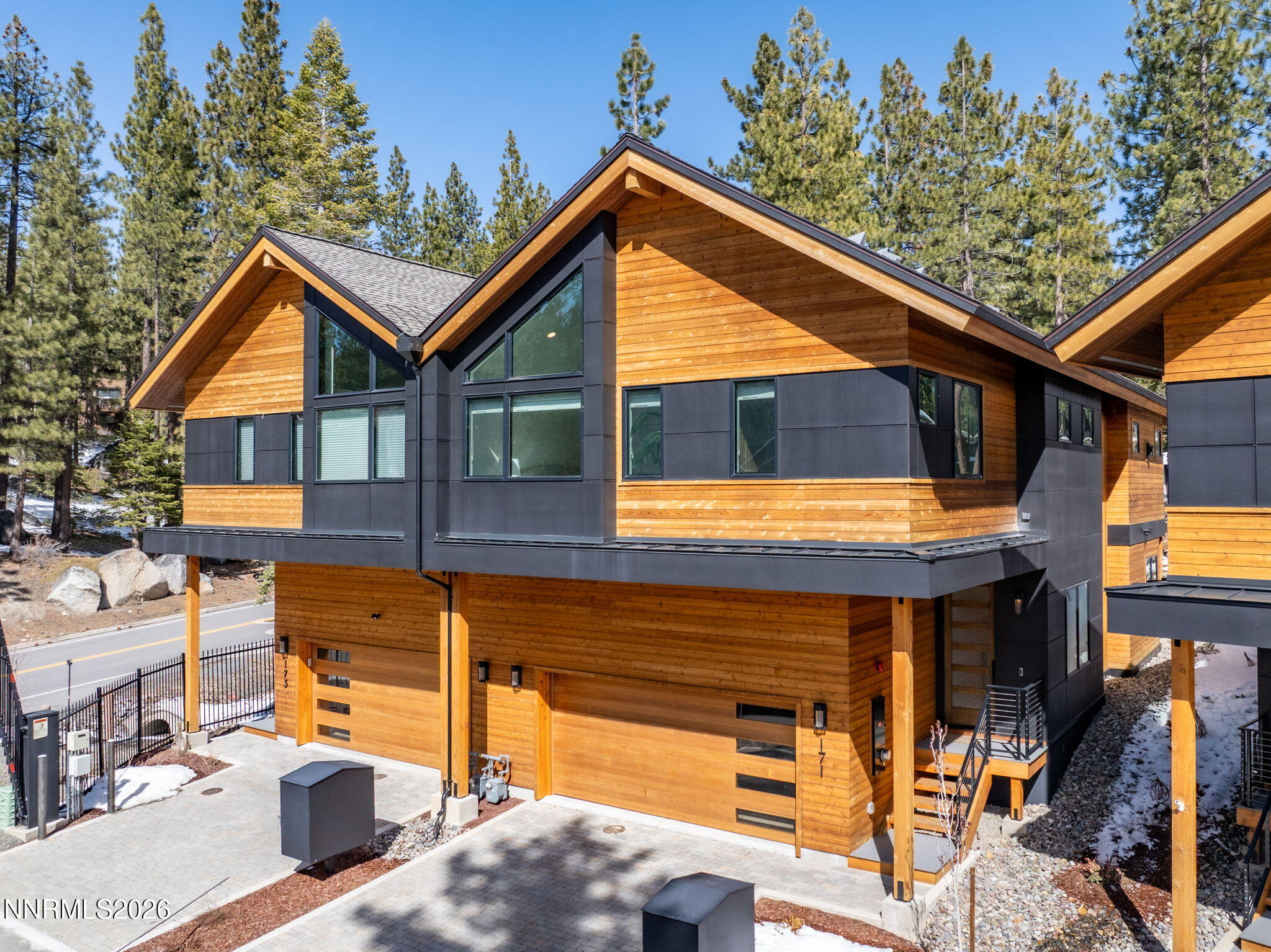 10-web-or-mls-171 Sierra Colina Drone