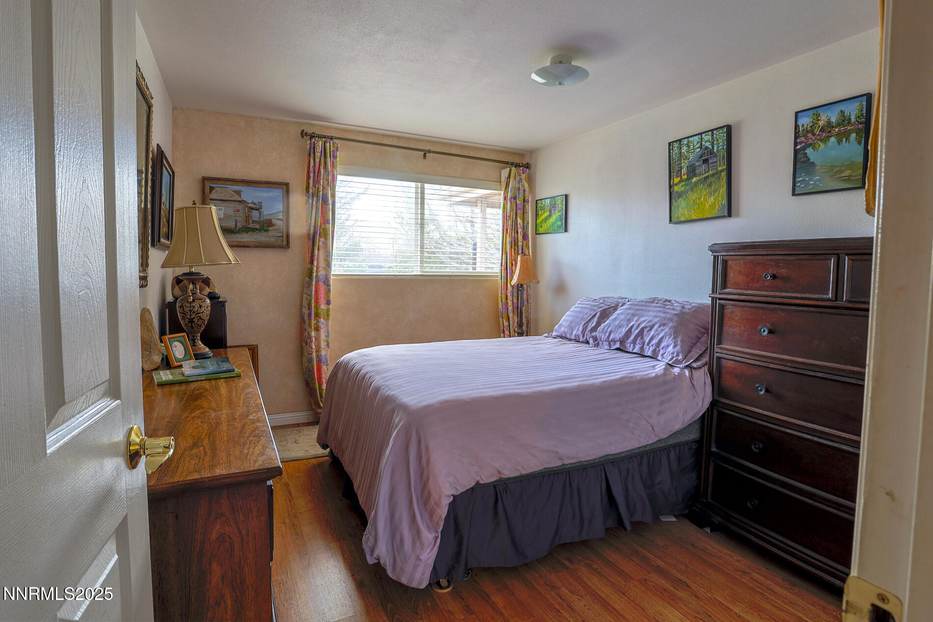 1659 Davidson_Bedrooms-1