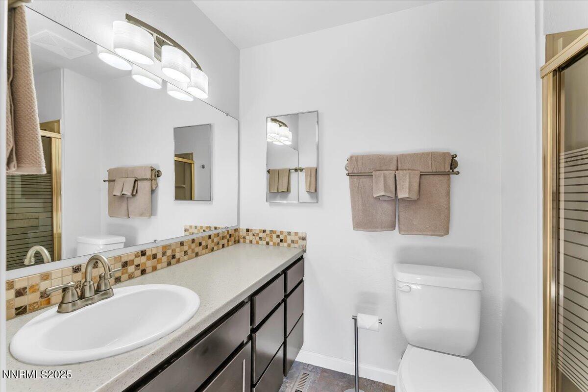 17-1835 Van Ness Ave Reno NV 89503 (23 o