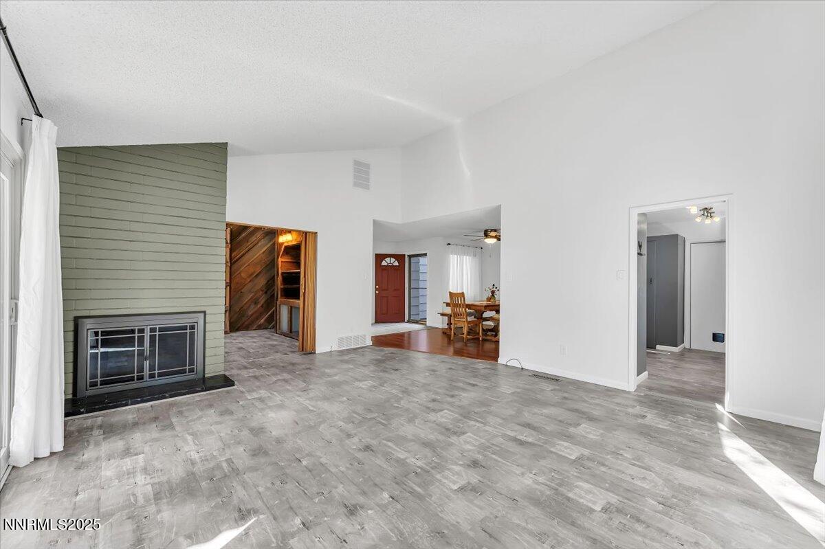 13-1835 Van Ness Ave Reno NV 89503 (11 o