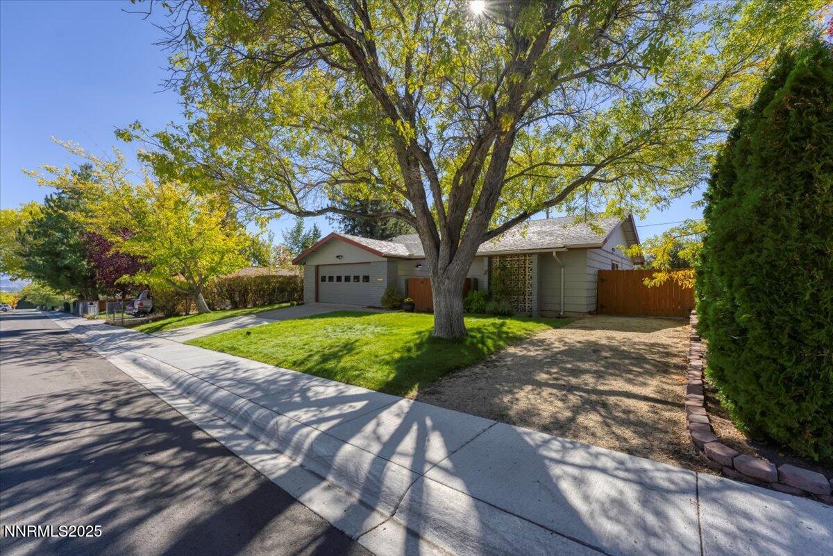 03-1835 Van Ness Ave Reno NV 89503 (2 of