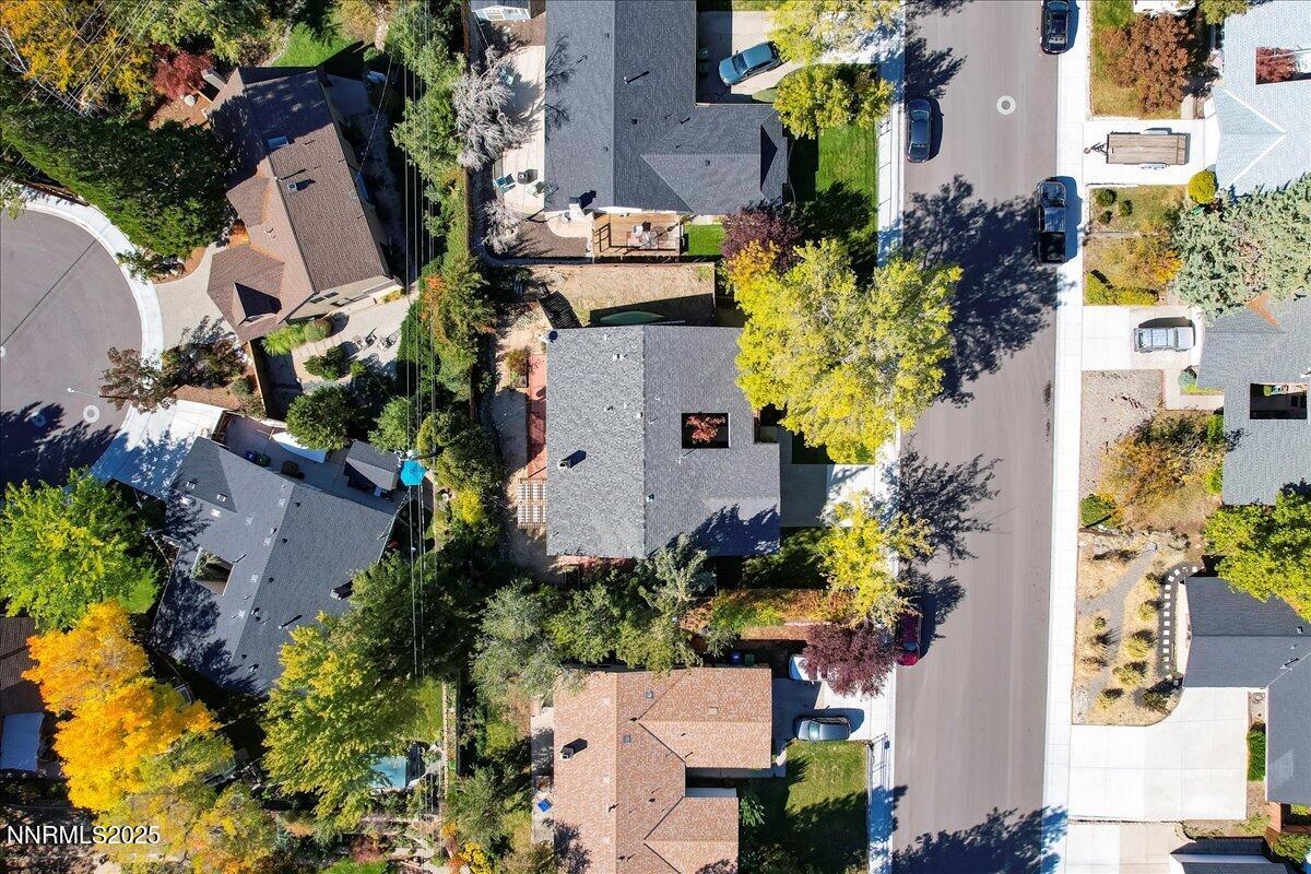 30-1835 Van Ness Ave Reno NV 89503 (55 o