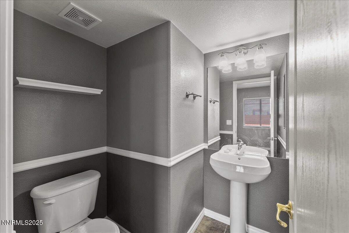 19-18119 Cherry Leaf Court Reno NV 89508