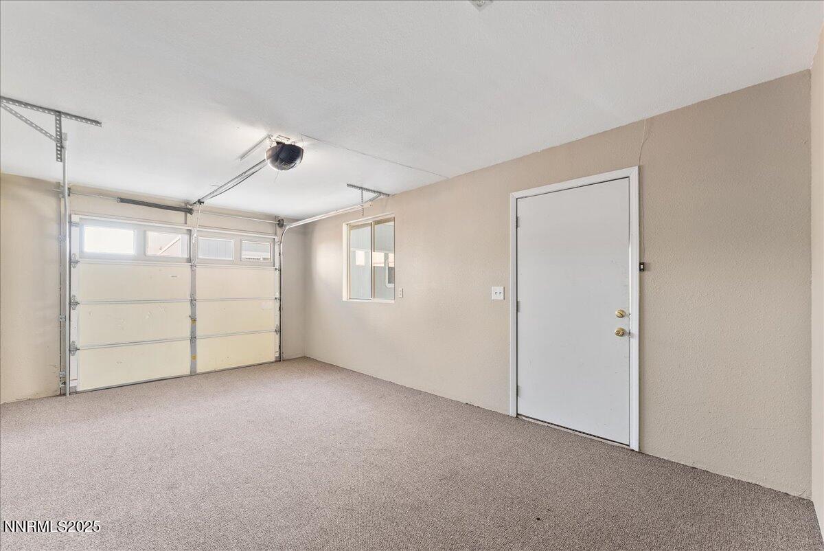 40-18119 Cherry Leaf Court Reno NV 89508