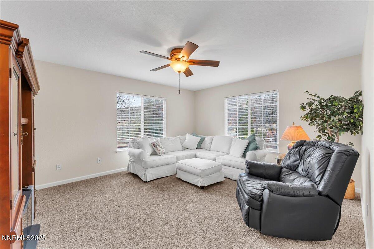 10-17365 Auquamarine Dr Reno NV 89508 (1