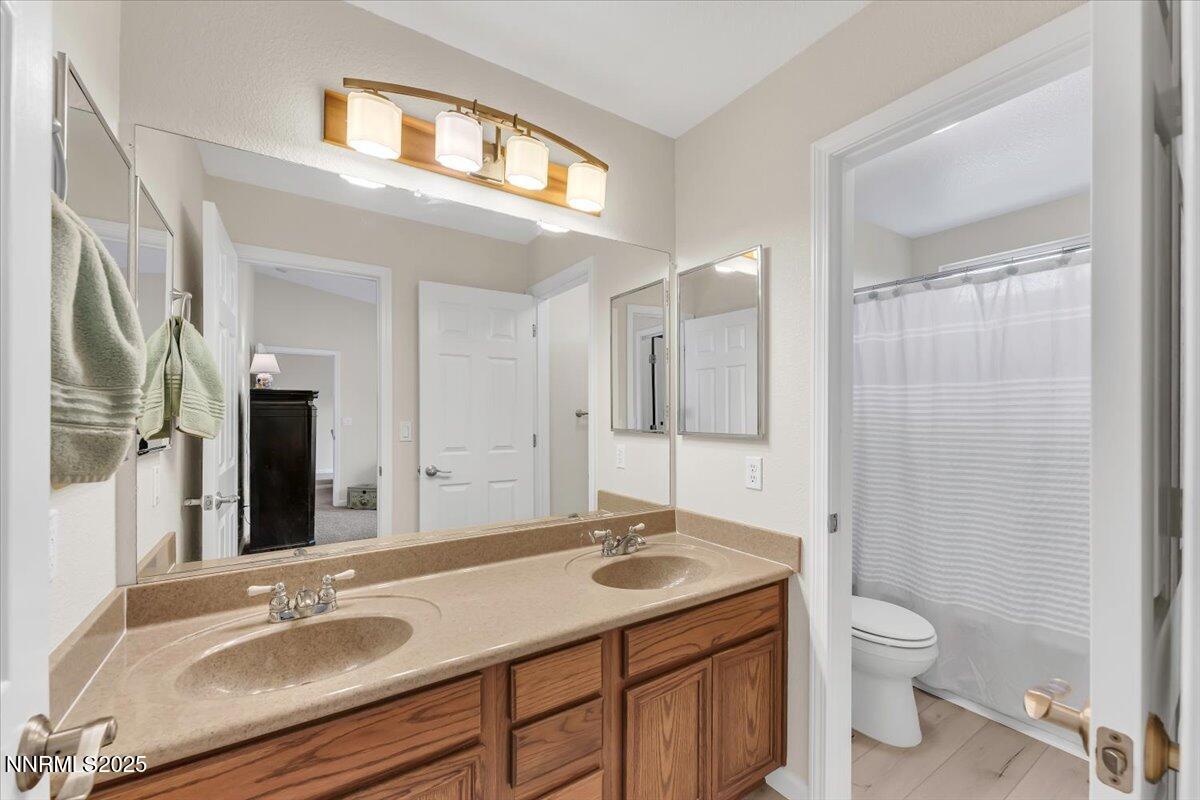 22-17365 Auquamarine Dr Reno NV 89508 (2