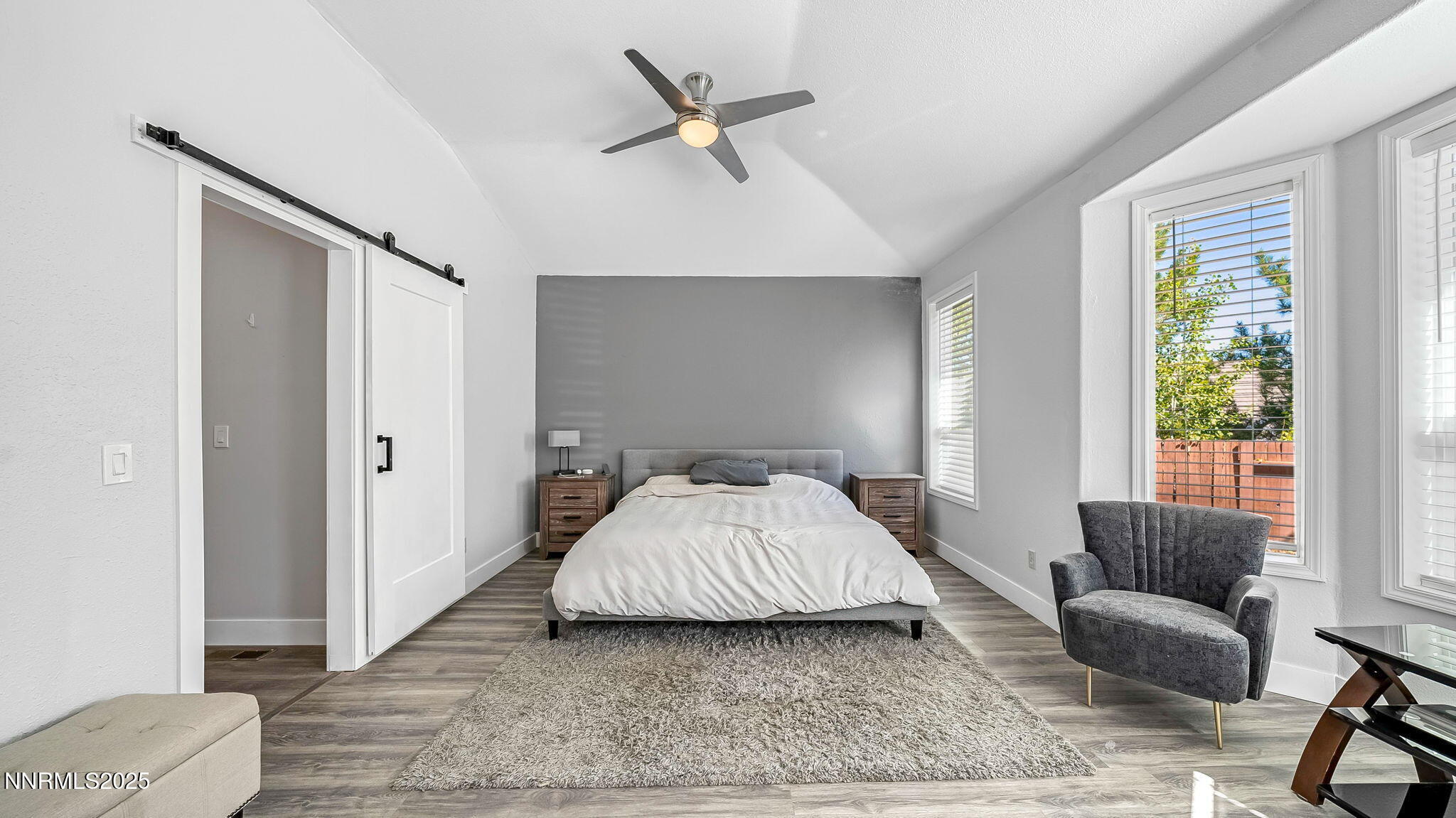 25-DSC04670_1_2_4-Edit