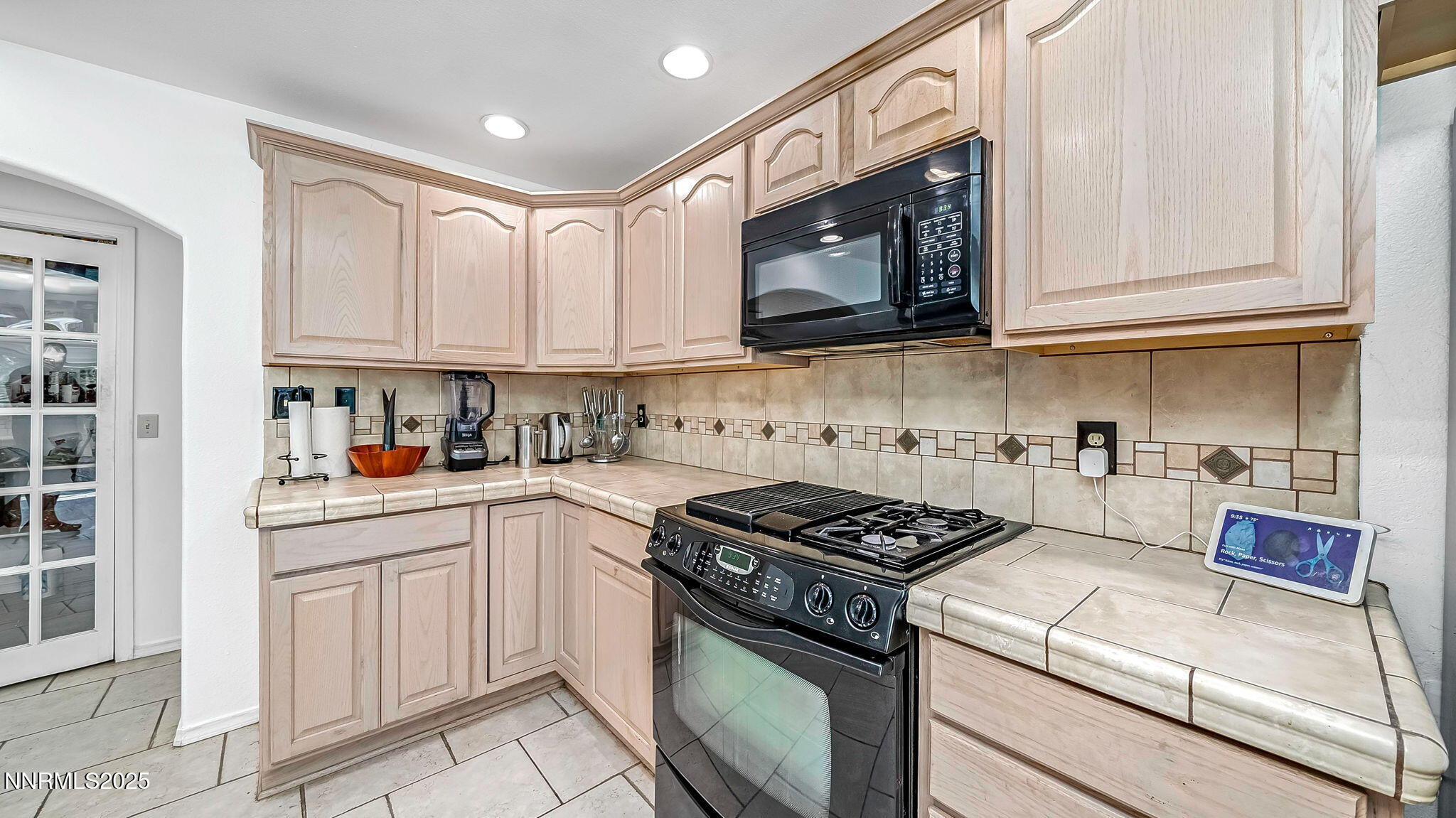 17-DSC04641_2_3_4-Edit