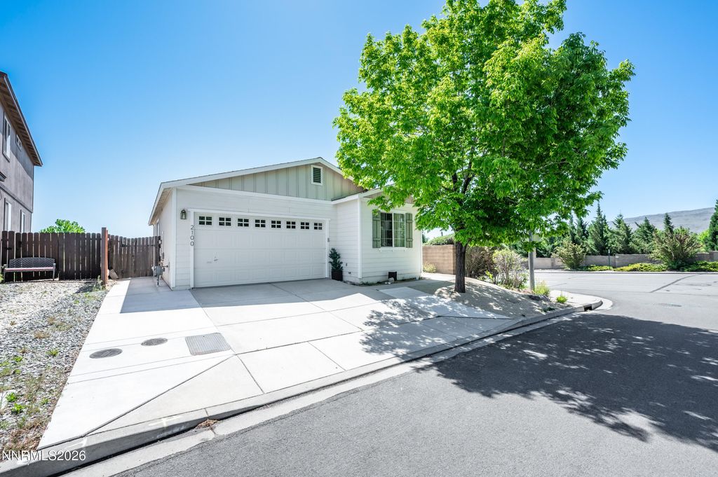 Photo of 2100 Sapphire Ridge Way, Reno, NV 89523 (MLS # 260006141)