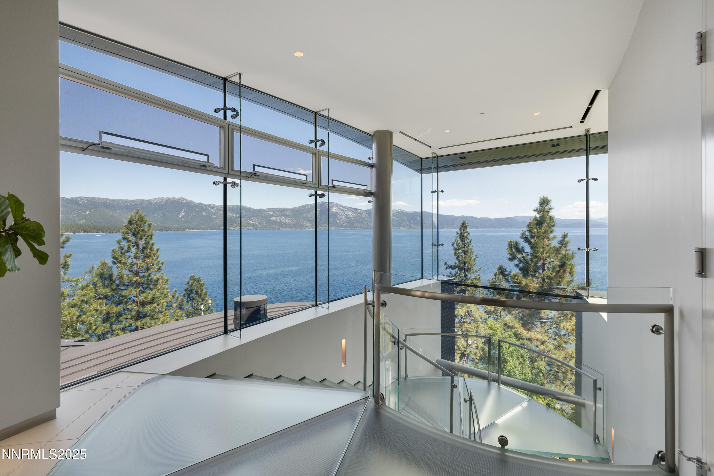 006_21-print-530_gonowabie-4_243