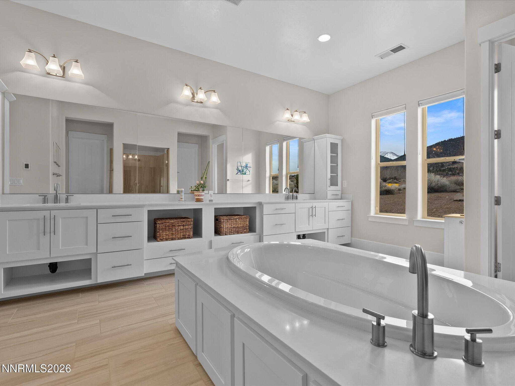 056-5452 Salmon River Ct-155