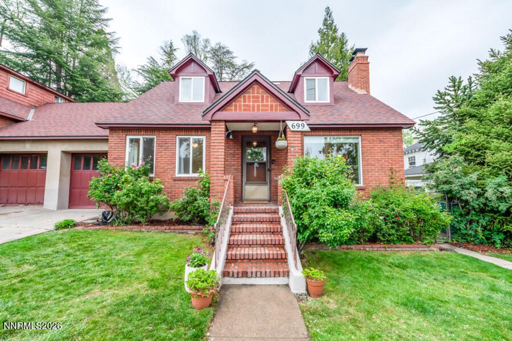 Photo of 699 Saint Lawrence Avenue, Reno, NV 89509 (MLS # 260004946)