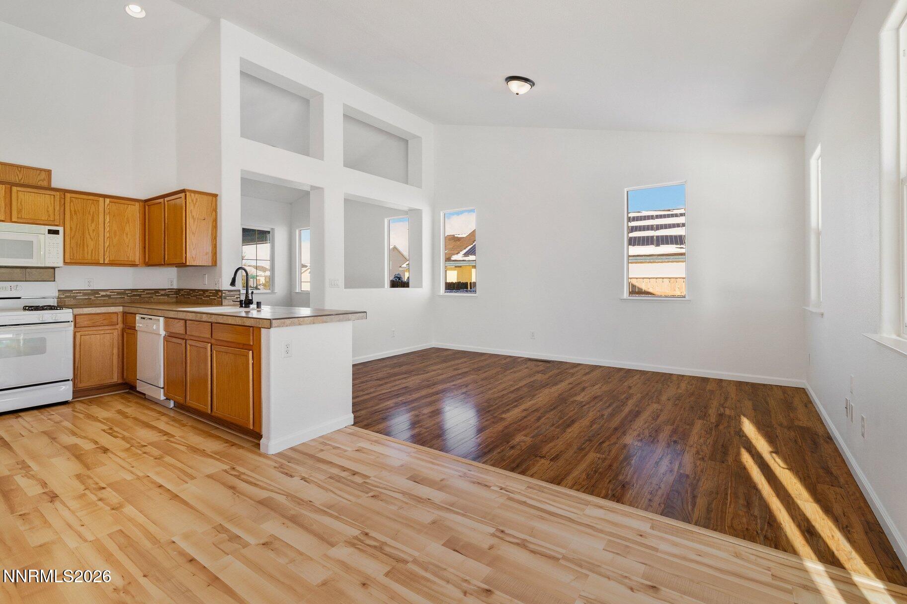 011_31-print-9560_antelope_creek-10_452