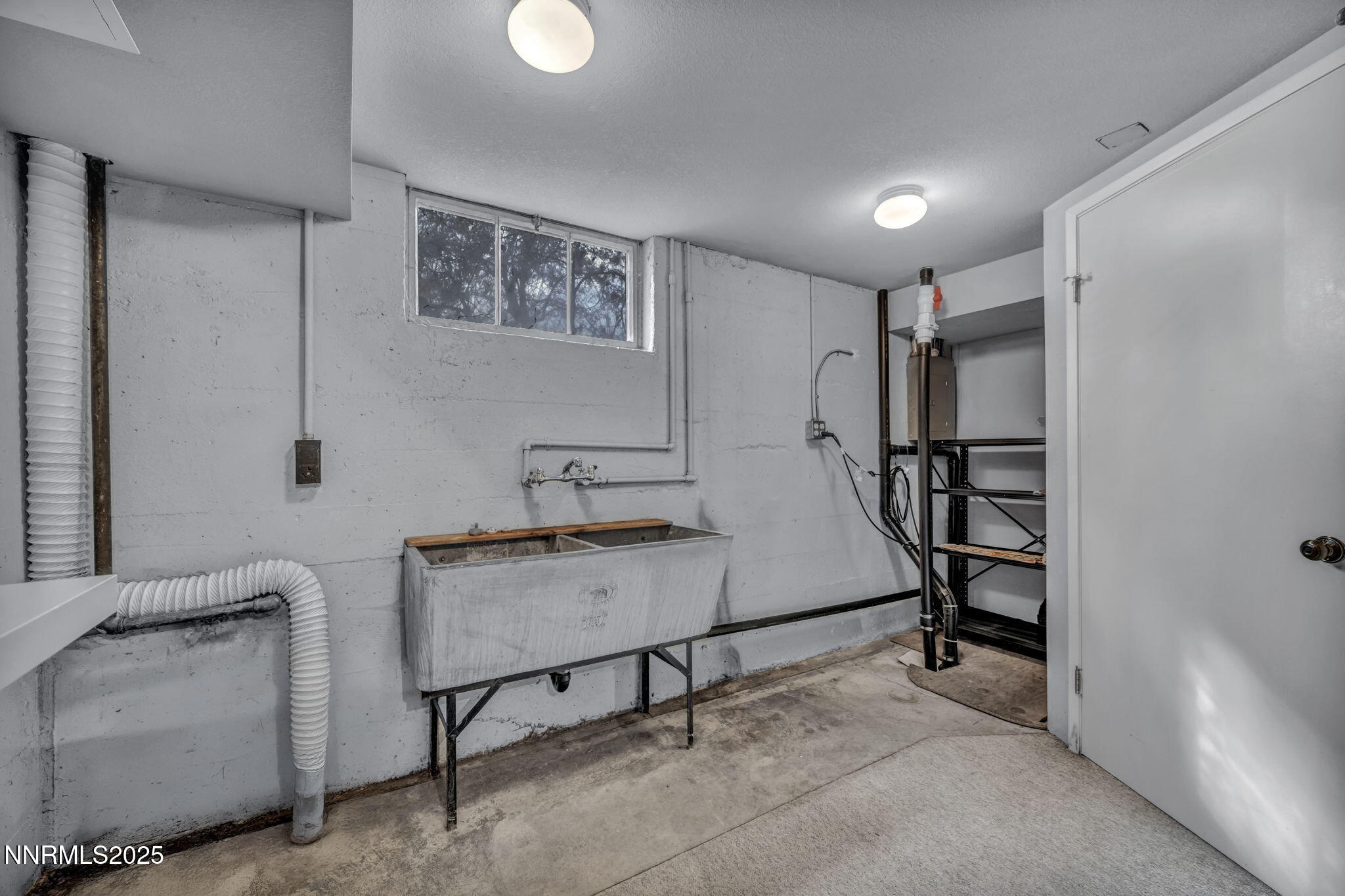 83-web-or-mls-590-st-lawrence-ave