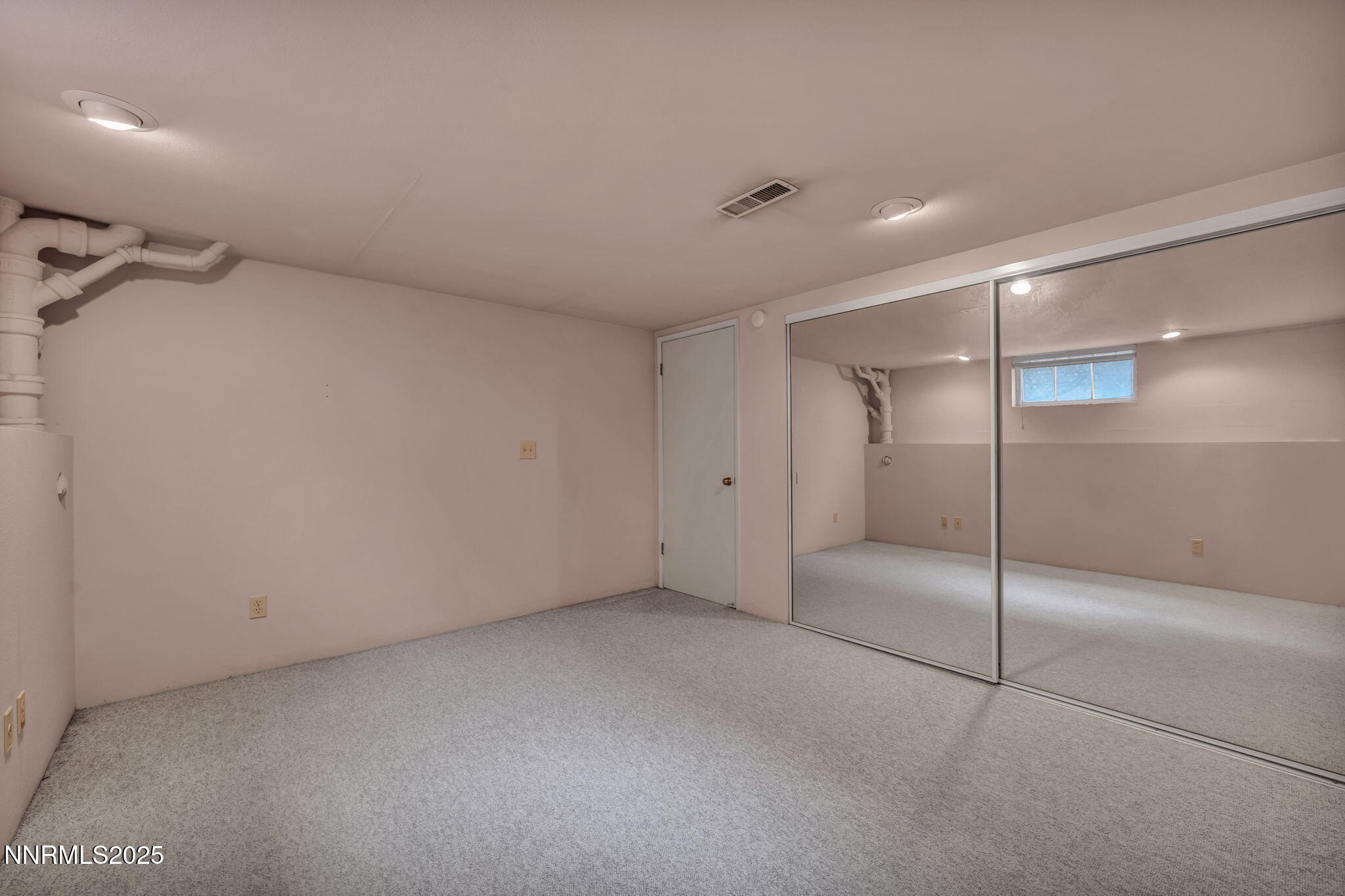 78-web-or-mls-590-st-lawrence-ave