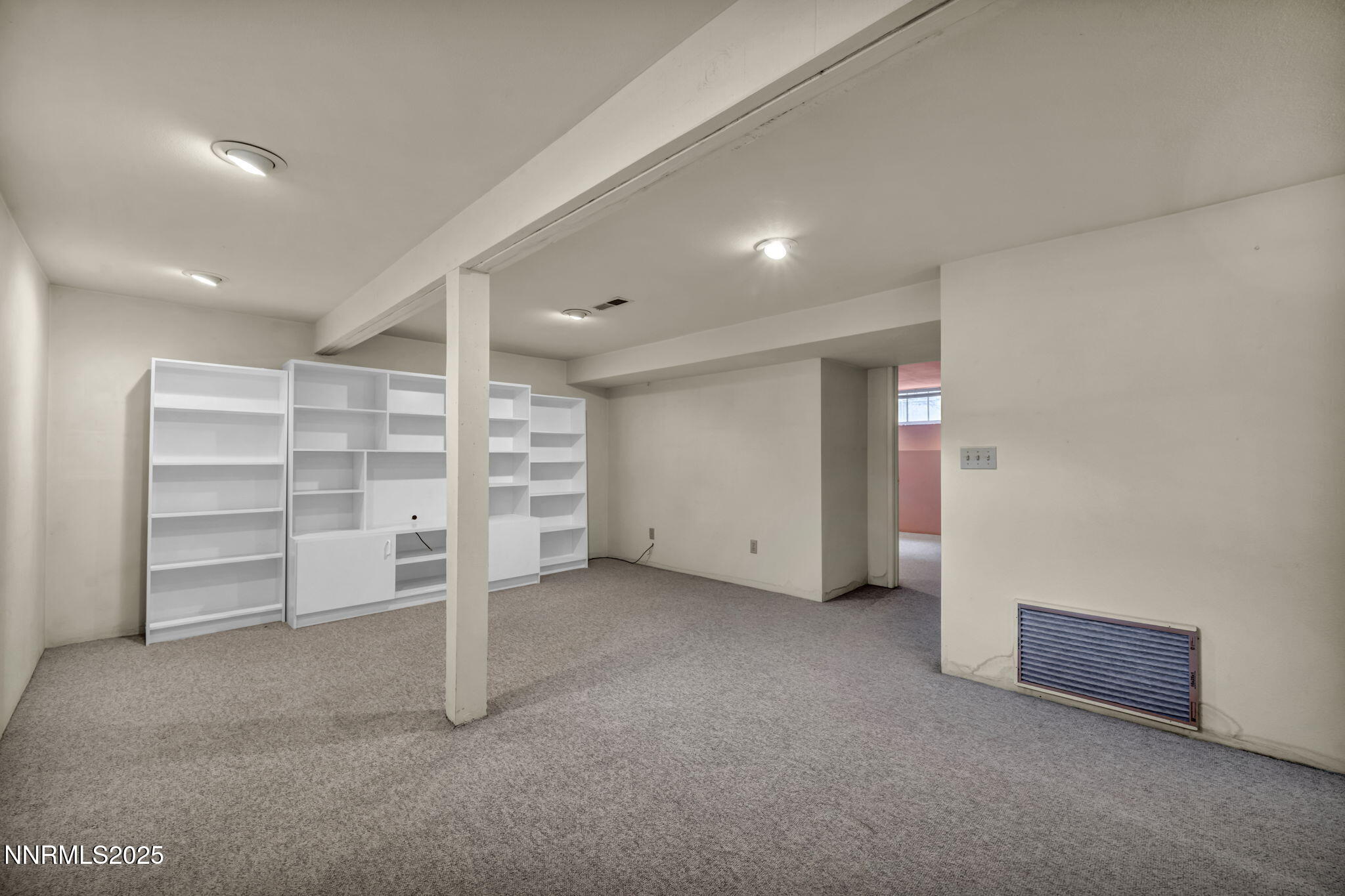 74-web-or-mls-590-st-lawrence-ave