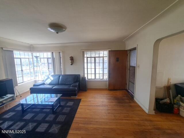 6928771405829181863 (1)