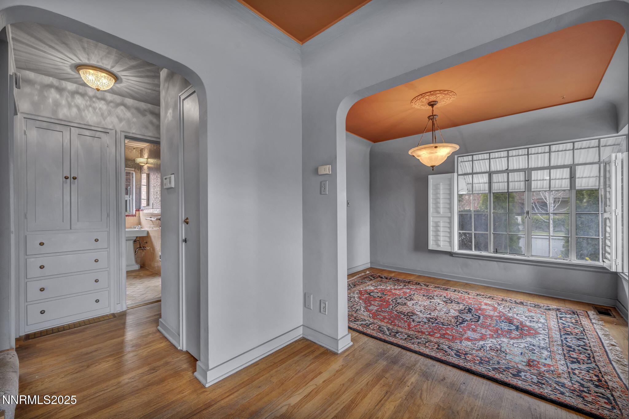 39-web-or-mls-590-st-lawrence-ave