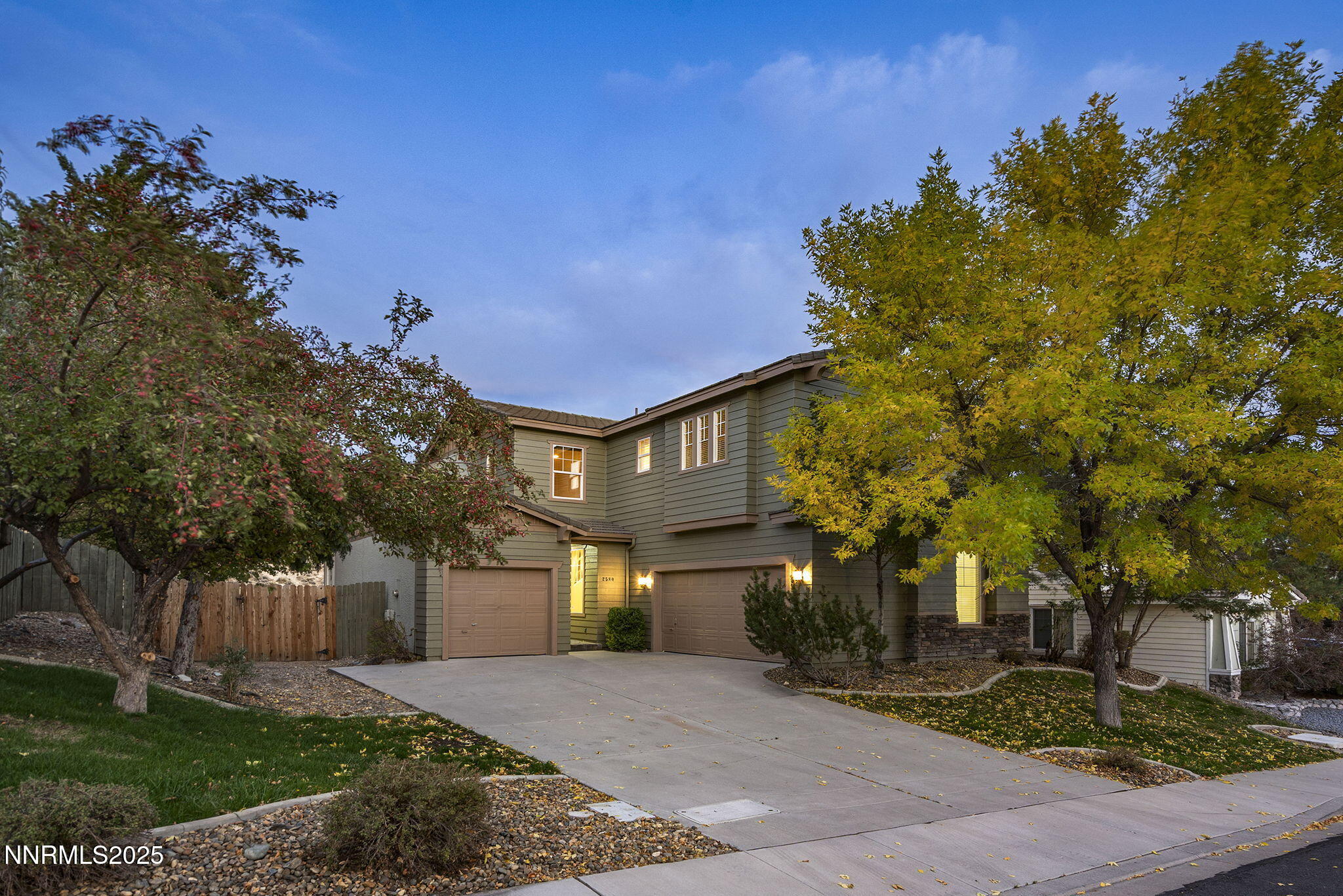 1-web-or-mls-_DSC0476