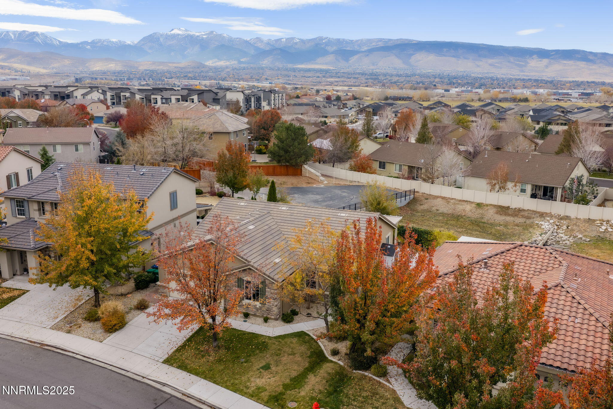 3-web-or-mls-10777 Grayslake Drone-4