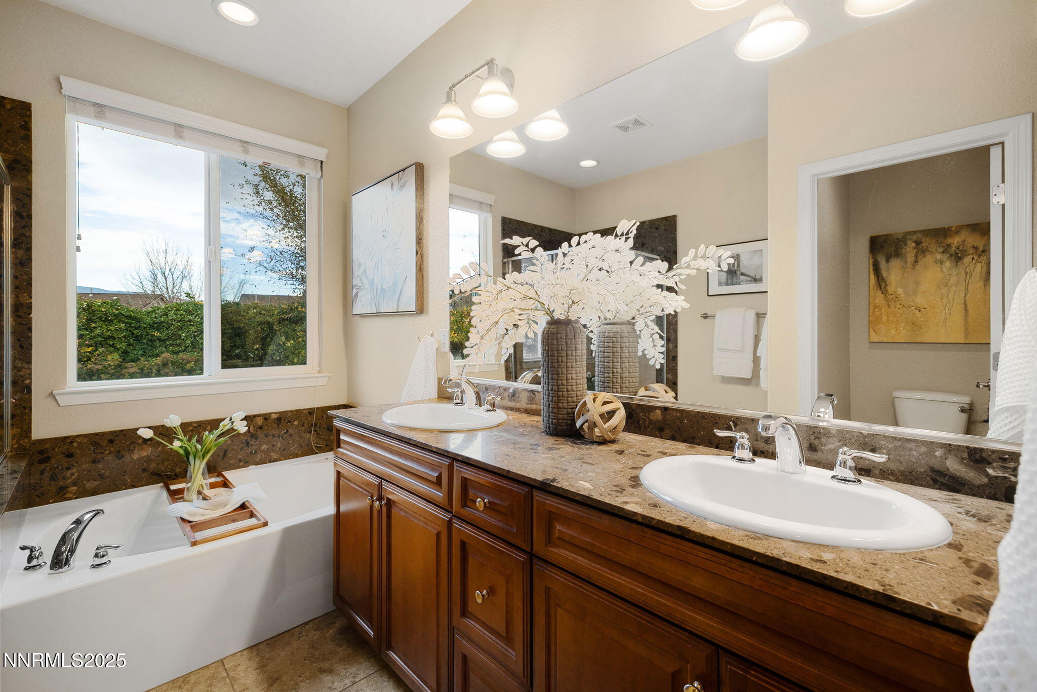 26-web-or-mls-10777 Grayslake-16