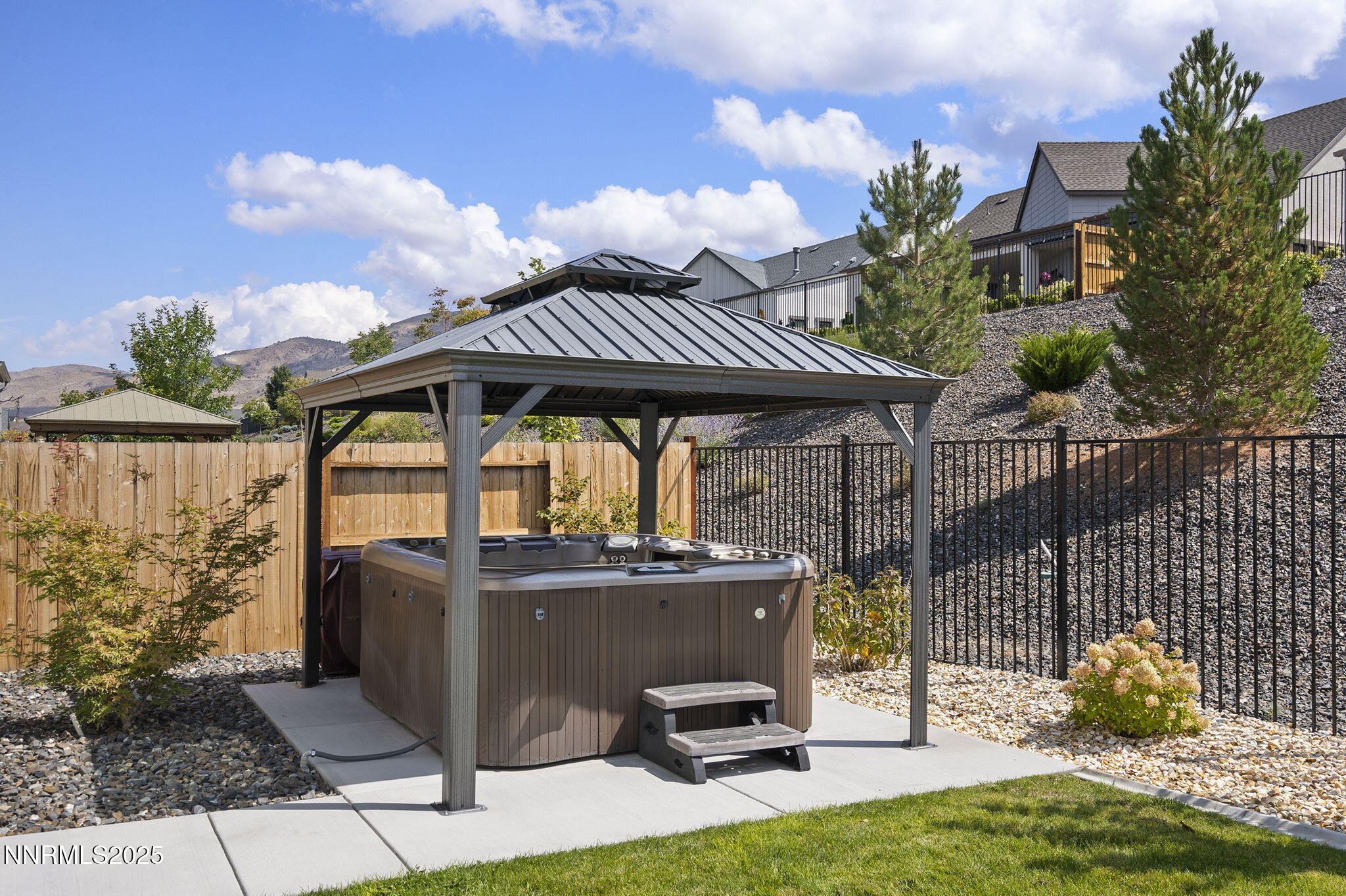 32-web-or-mls-_DSC0196