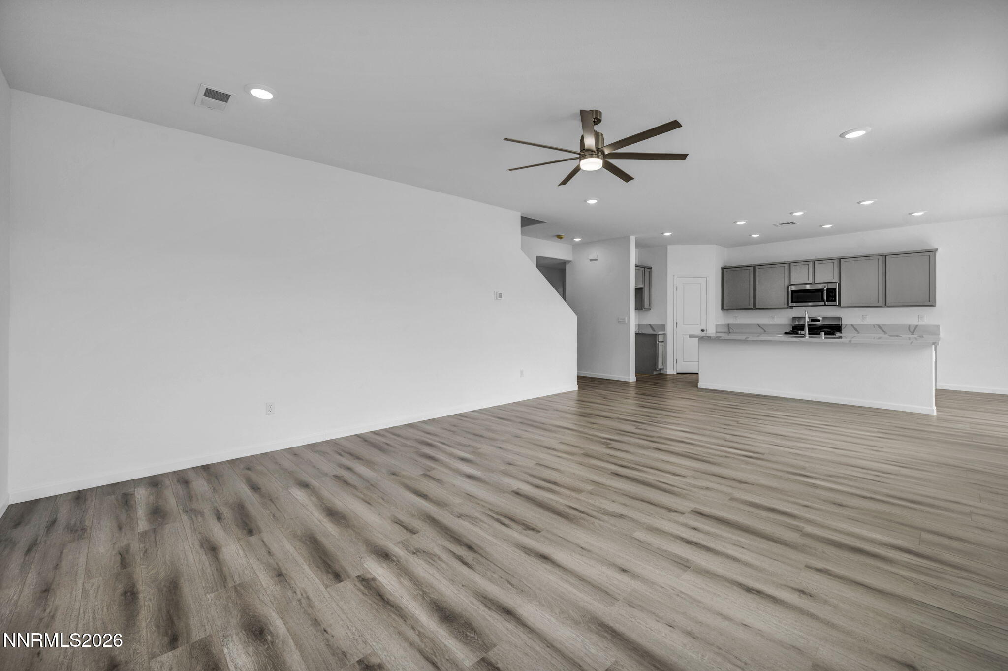 5-web-or-mls-725-kess-way