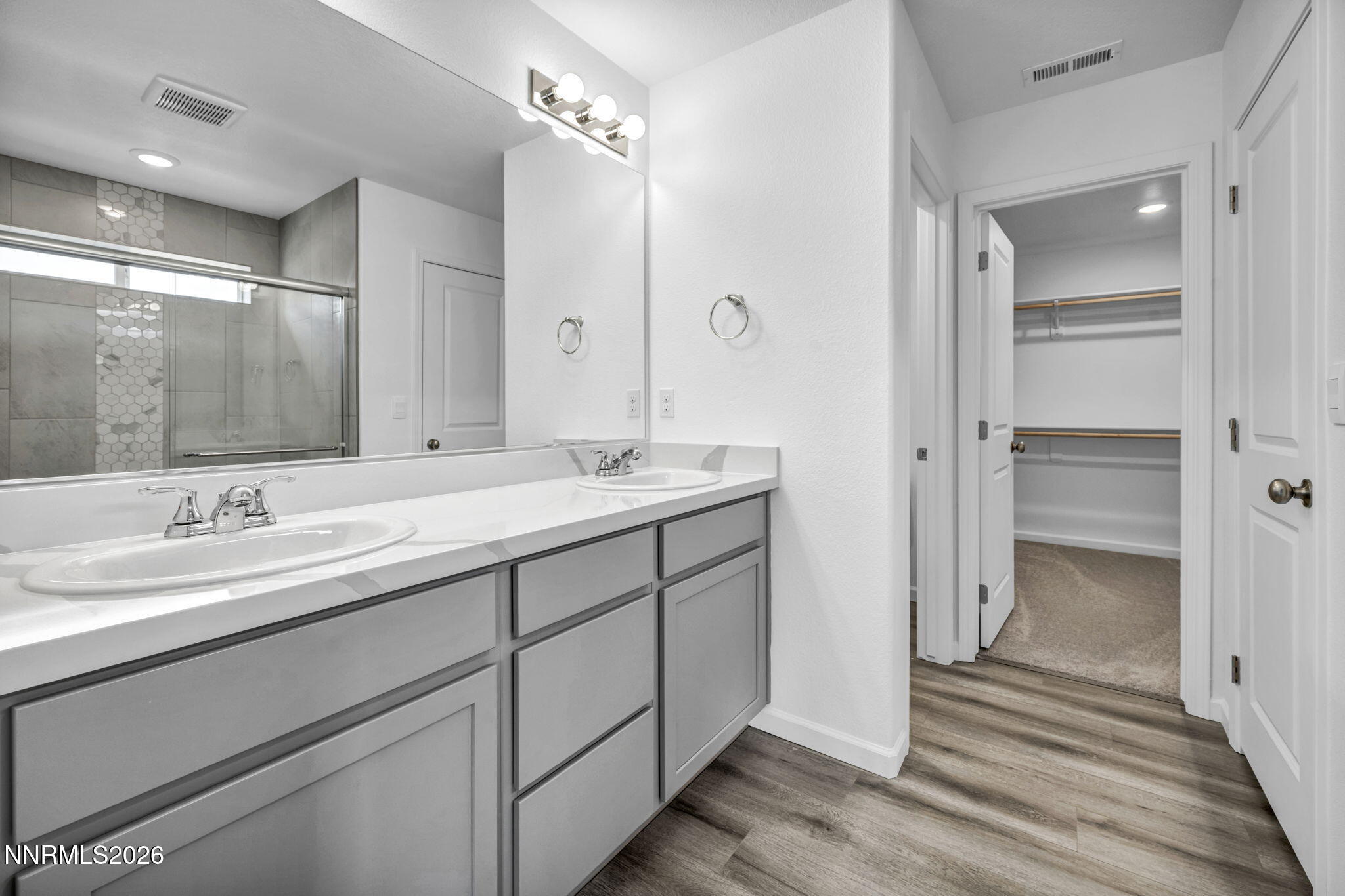 25-web-or-mls-725-kess-way