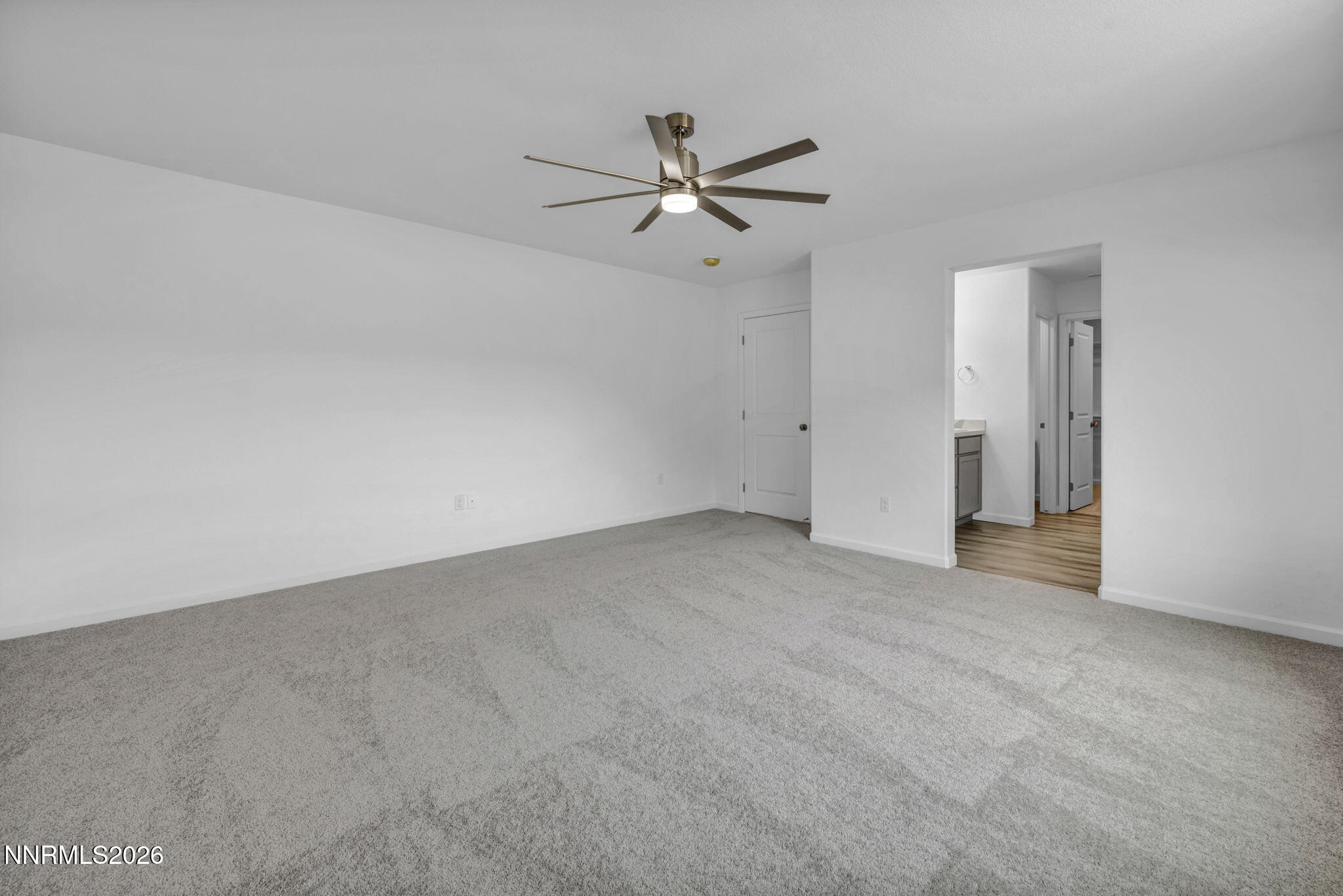 17-web-or-mls-725-kess-way