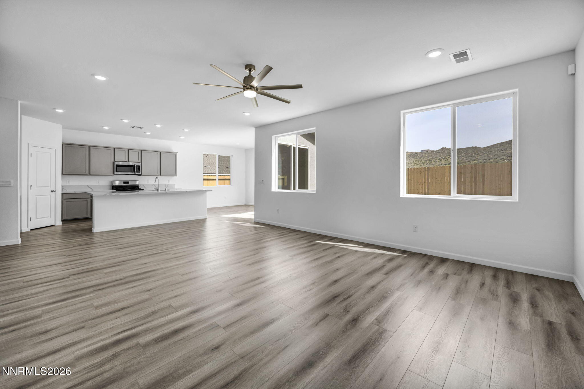 6-web-or-mls-725-kess-way