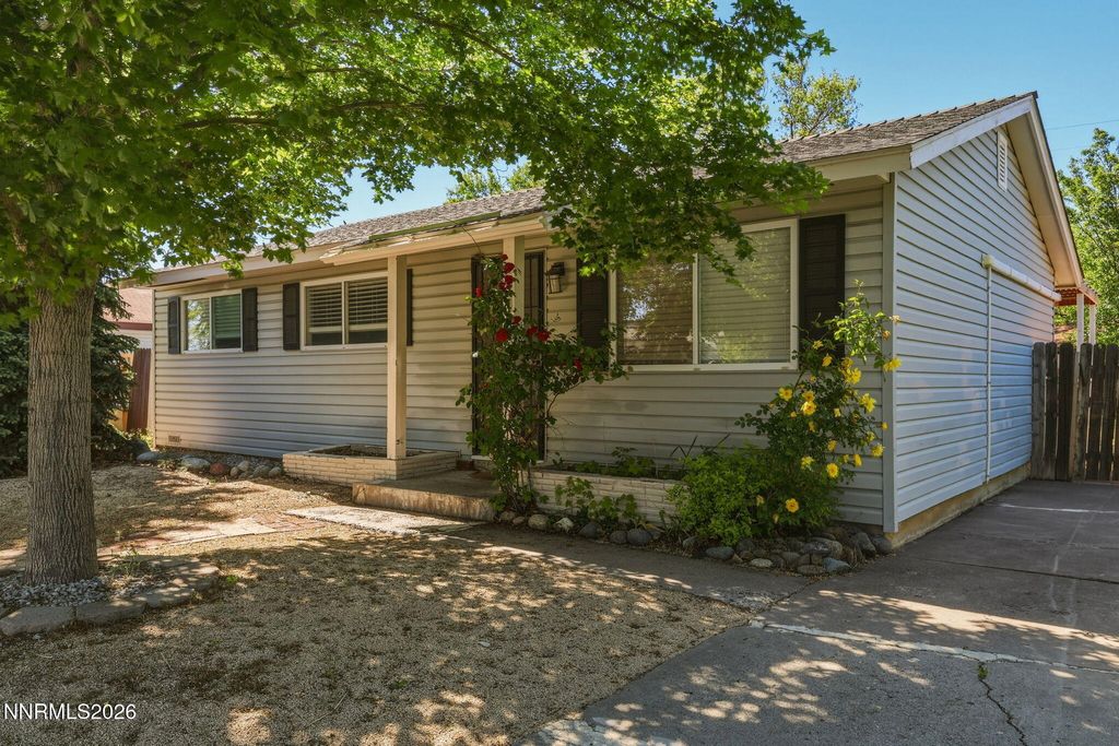 Photo of 3408 Rauscher Drive, Reno, NV 89503 (MLS # 260005921)