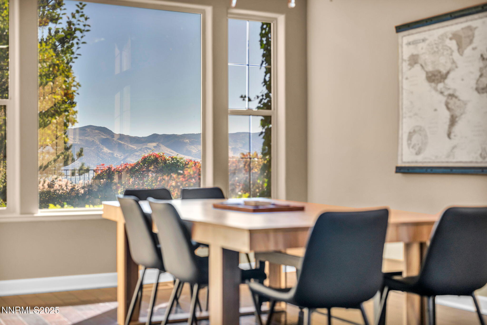 28-web-or-mls-1520-taos-ln