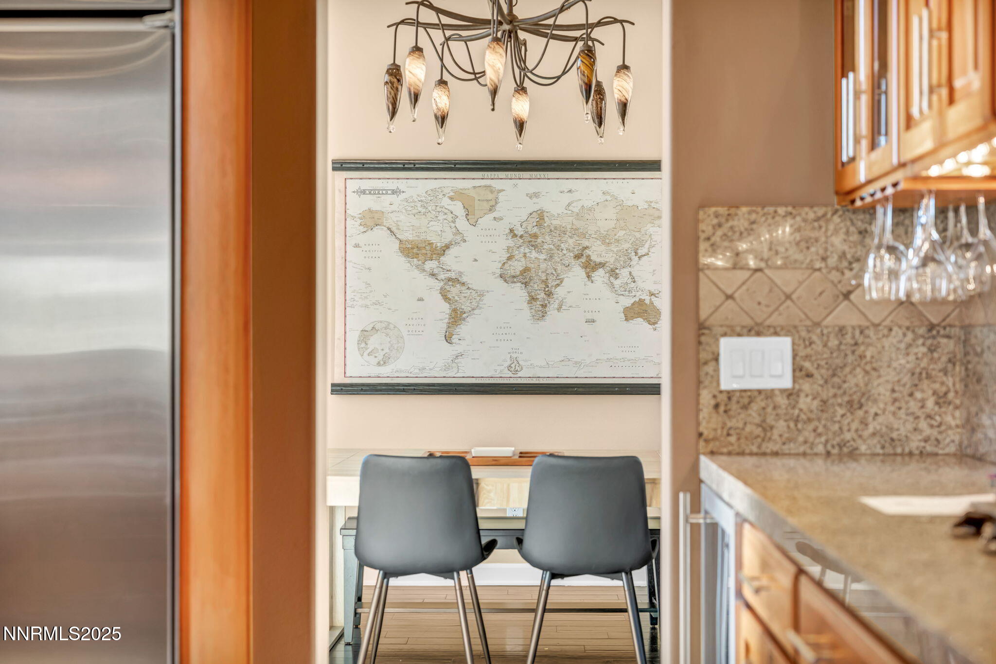 21a-web-or-mls-1520-taos-ln