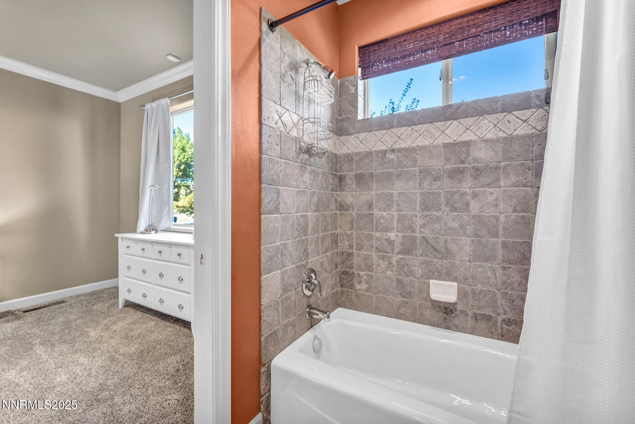 62-web-or-mls-1520-taos-ln