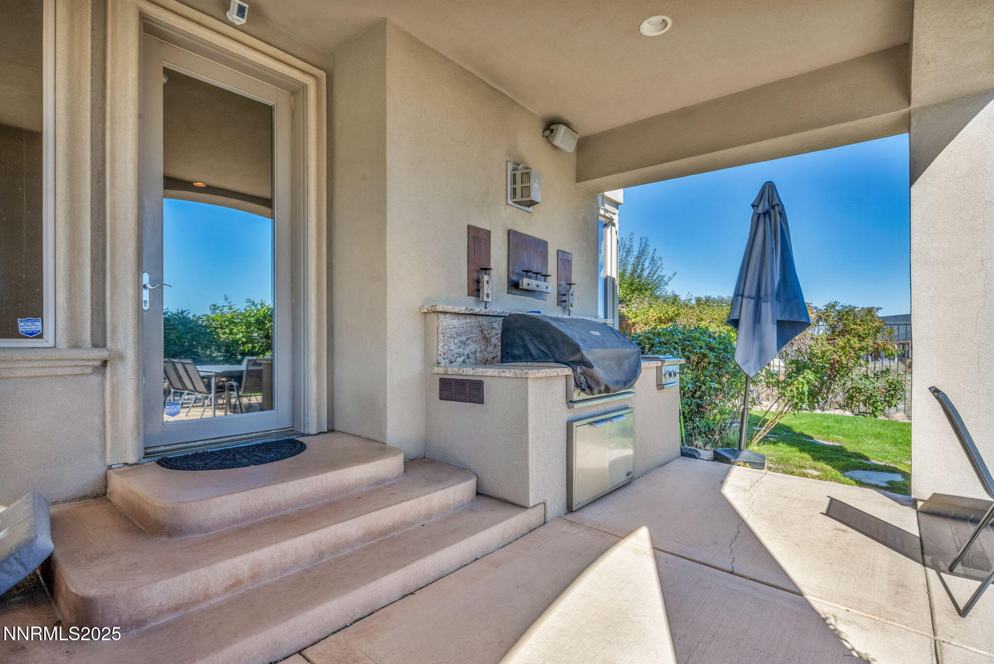 99l-web-or-mls-1520-taos-ln