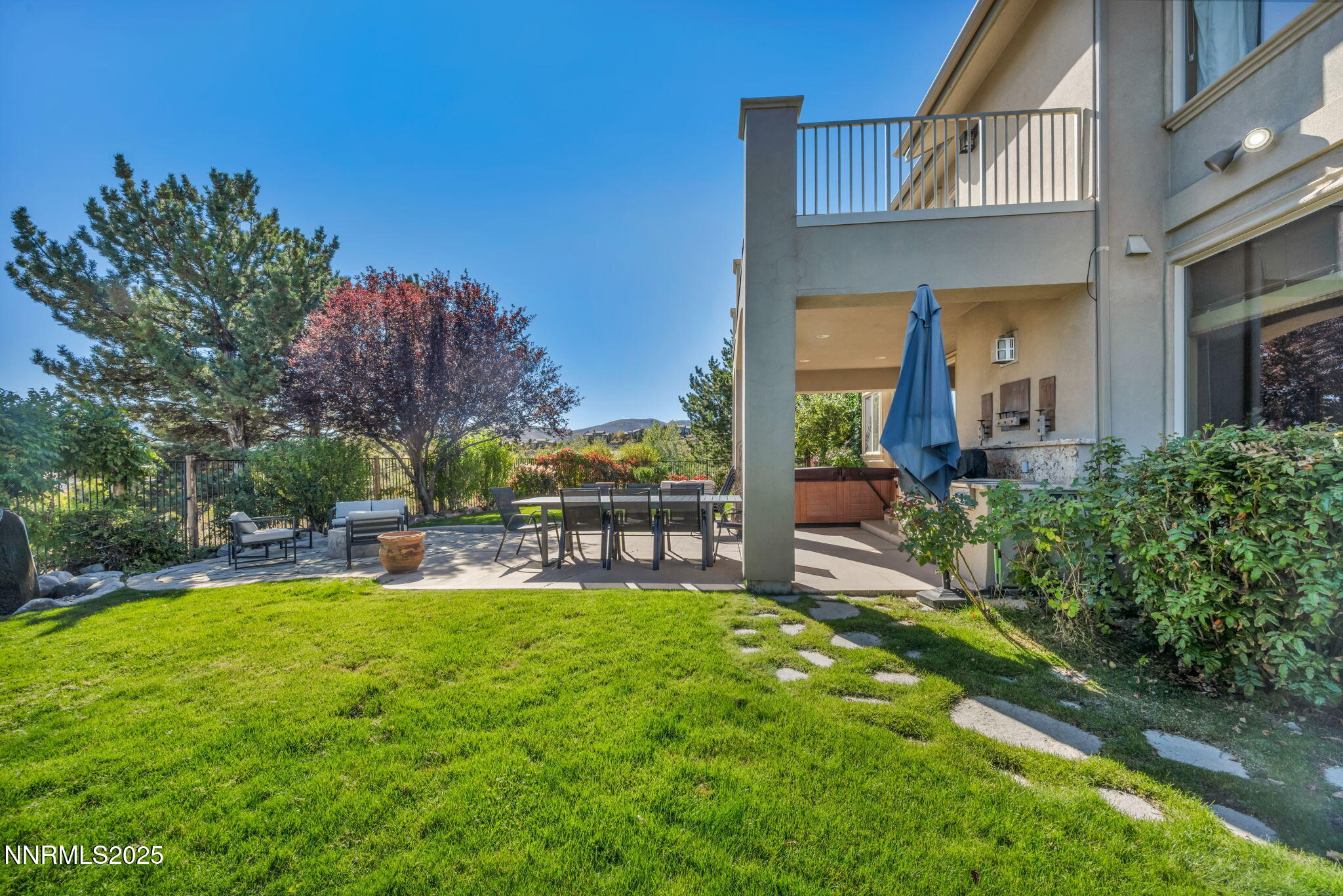 95-web-or-mls-1520-taos-ln (2)