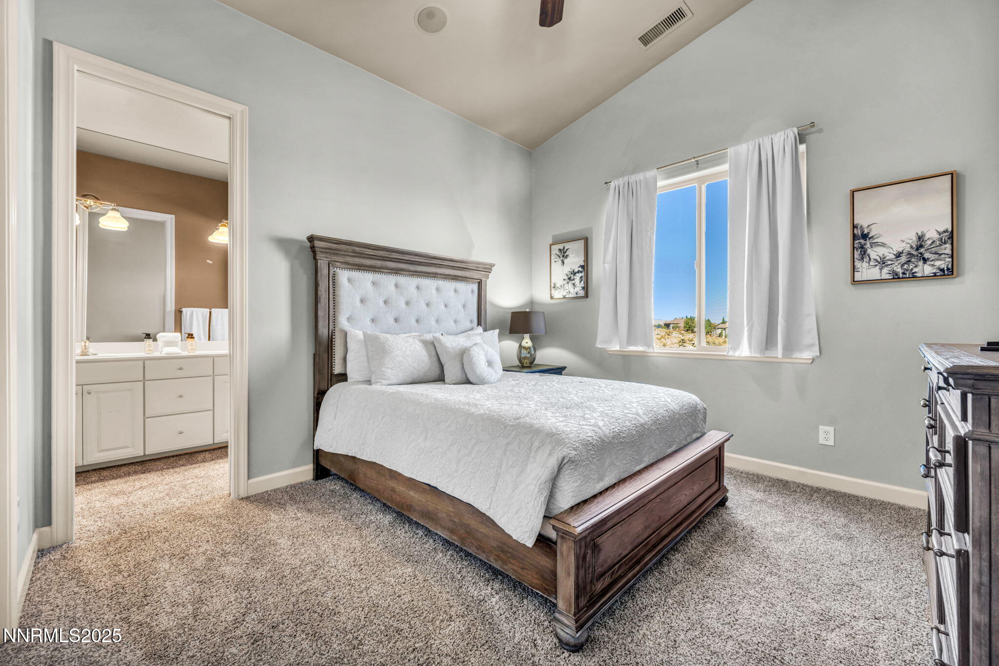 65-web-or-mls-1520-taos-ln