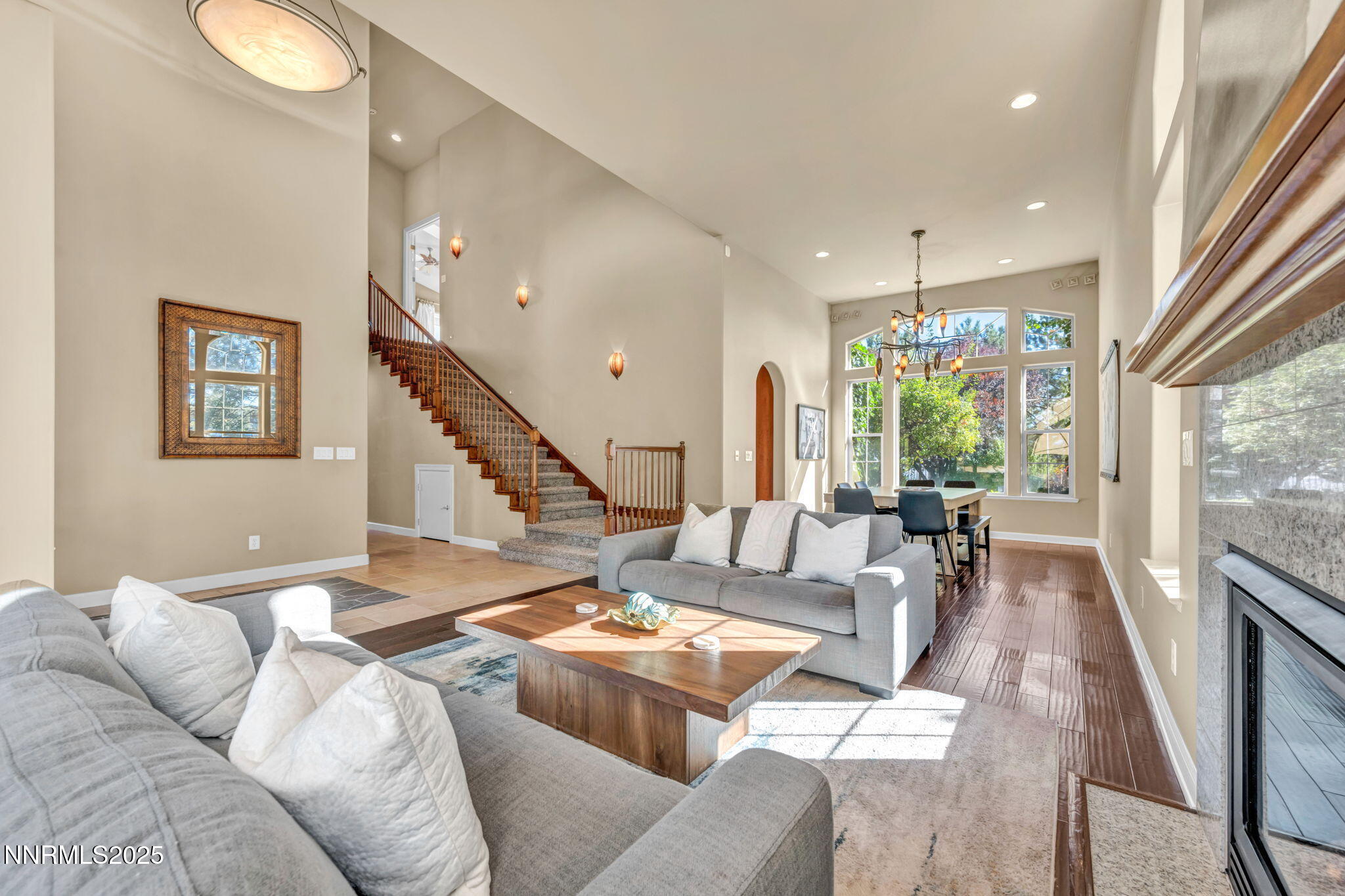 26-web-or-mls-1520-taos-ln