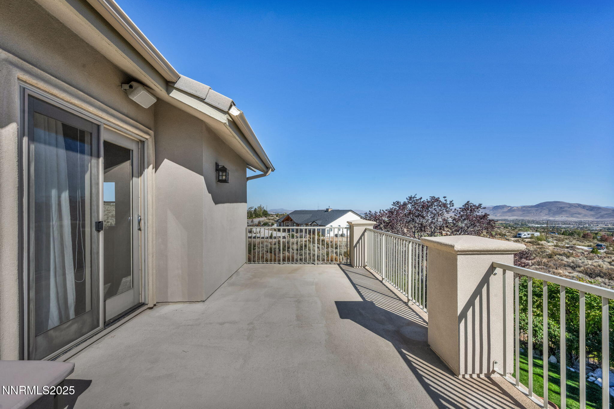 44-web-or-mls-1520-taos-ln (2)