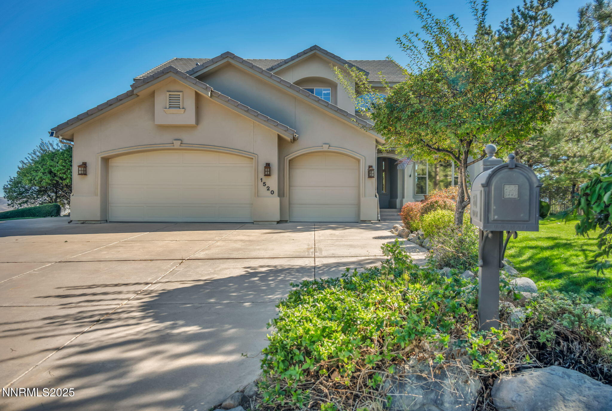 107-web-or-mls-1520-taos-ln (2)