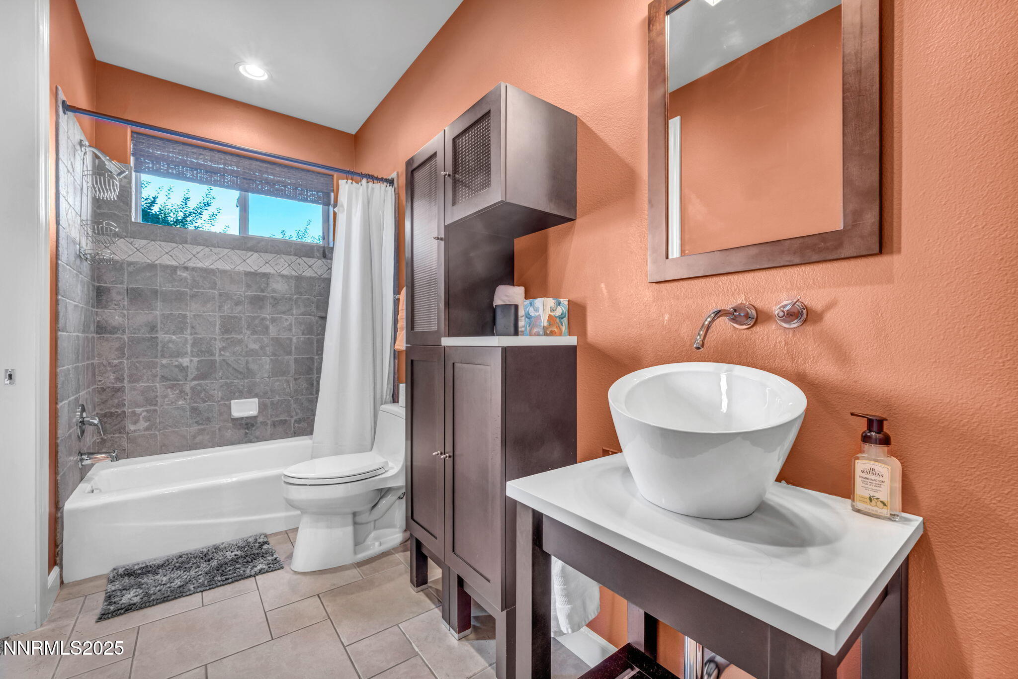 63-web-or-mls-1520-taos-ln