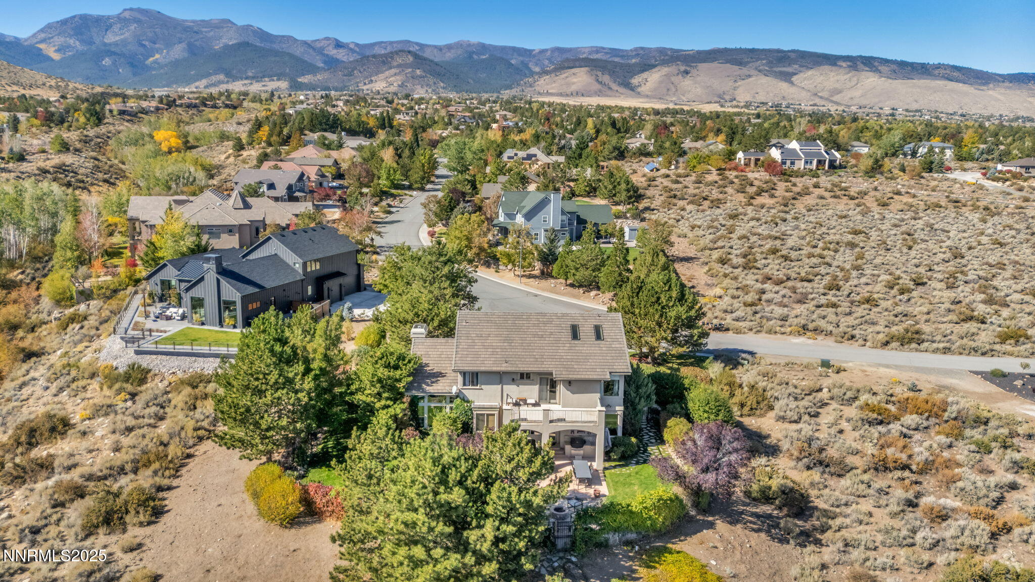 114-web-or-mls-1520-taos-ln (3)