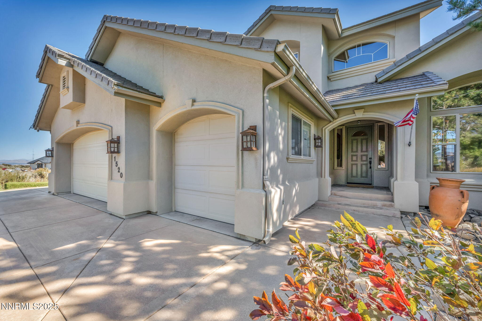 106-web-or-mls-1520-taos-ln (2)