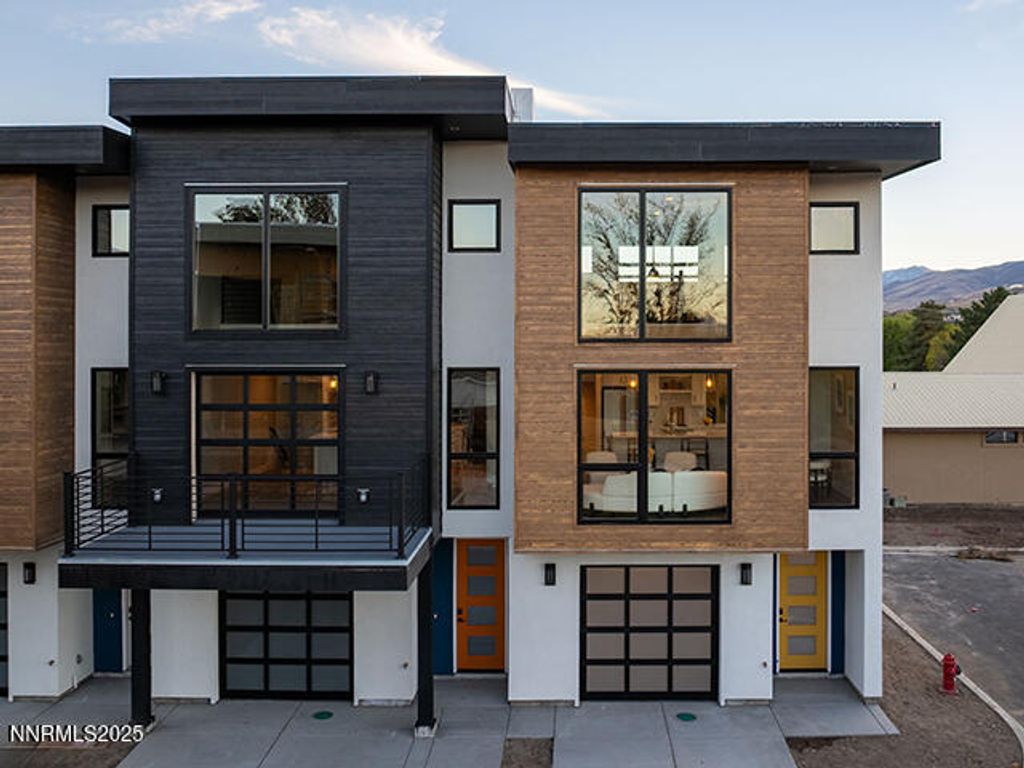 Photo of 3826 Lakeside Drive #14, Reno, NV 89509 (MLS # 250054685)