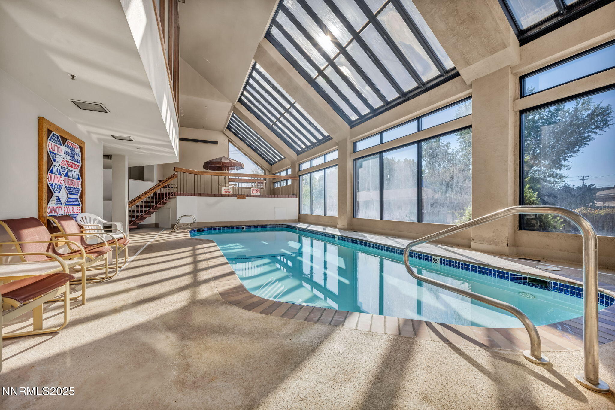 5-web-or-mls-3095-lakeside-dr-102